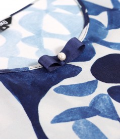Bluza lejera din viscoza imprimata cu motive geometrice