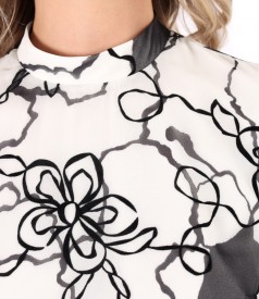 Bluza lejera din voal cu motive florale brocat cu catifea