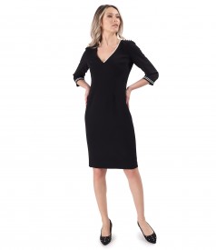 Rochie eleganta cu perle la decolteu