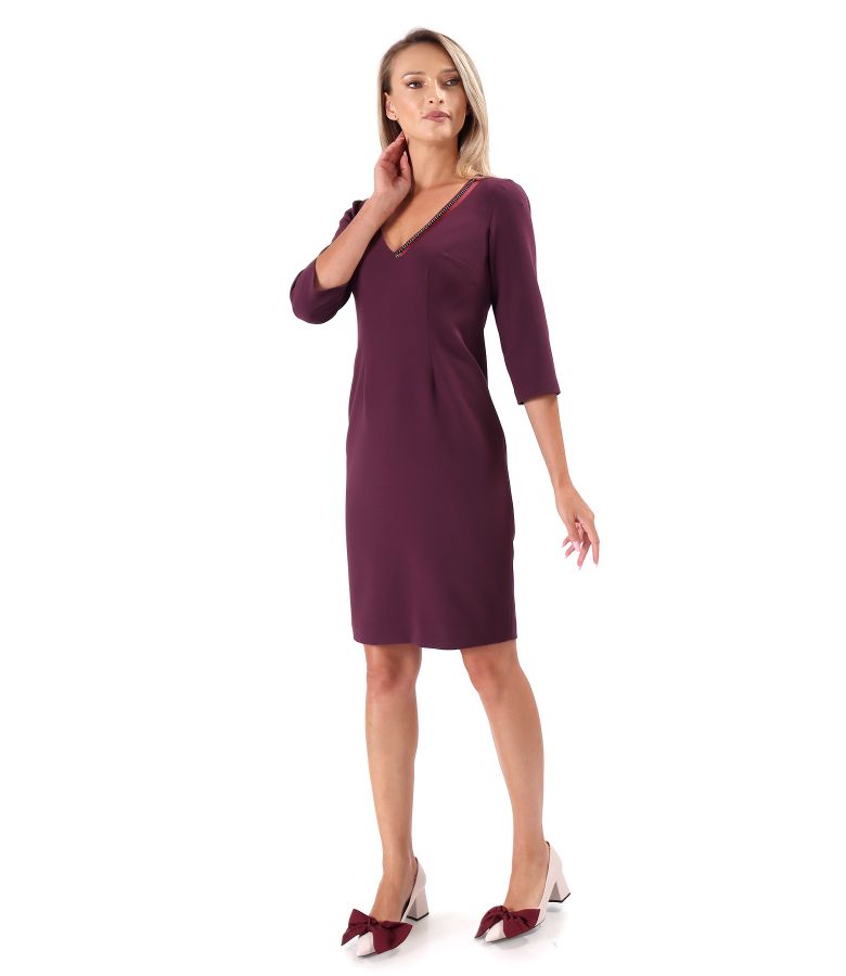 Rochie office cu lant decorativ la decolteu