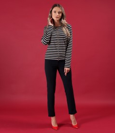 Bluza din jerse elastic gros cu lana si fermoar pe fata