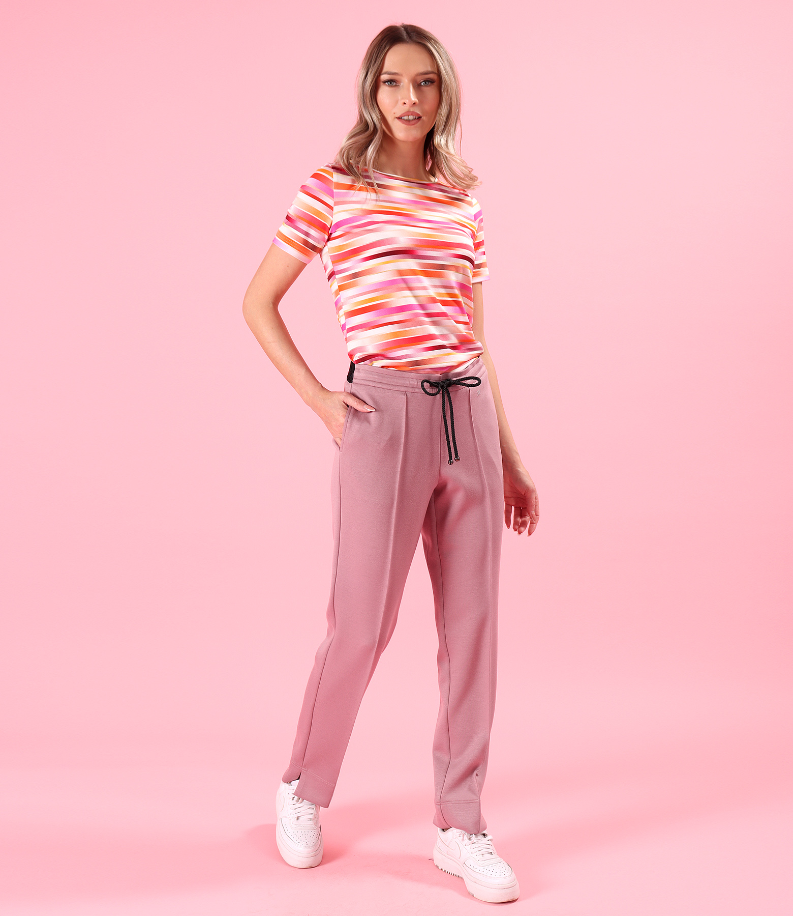 Bluza din jerse elastic de viscoza imprimat cu dungi