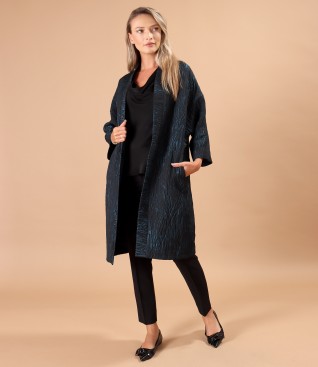 Jacheta oversize cu maneci 3/4 din brocart versatil