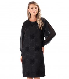 Rochie lejera cu maneci lungi ample din voal