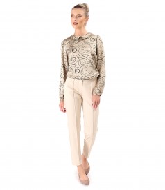 Tinuta eleganta cu bluza din viscoza satinata imprimata cu pantaloni pana