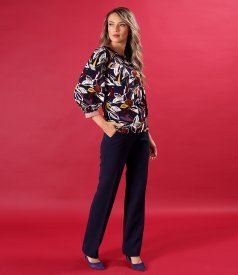 Pantaloni drepti din stofa elastica