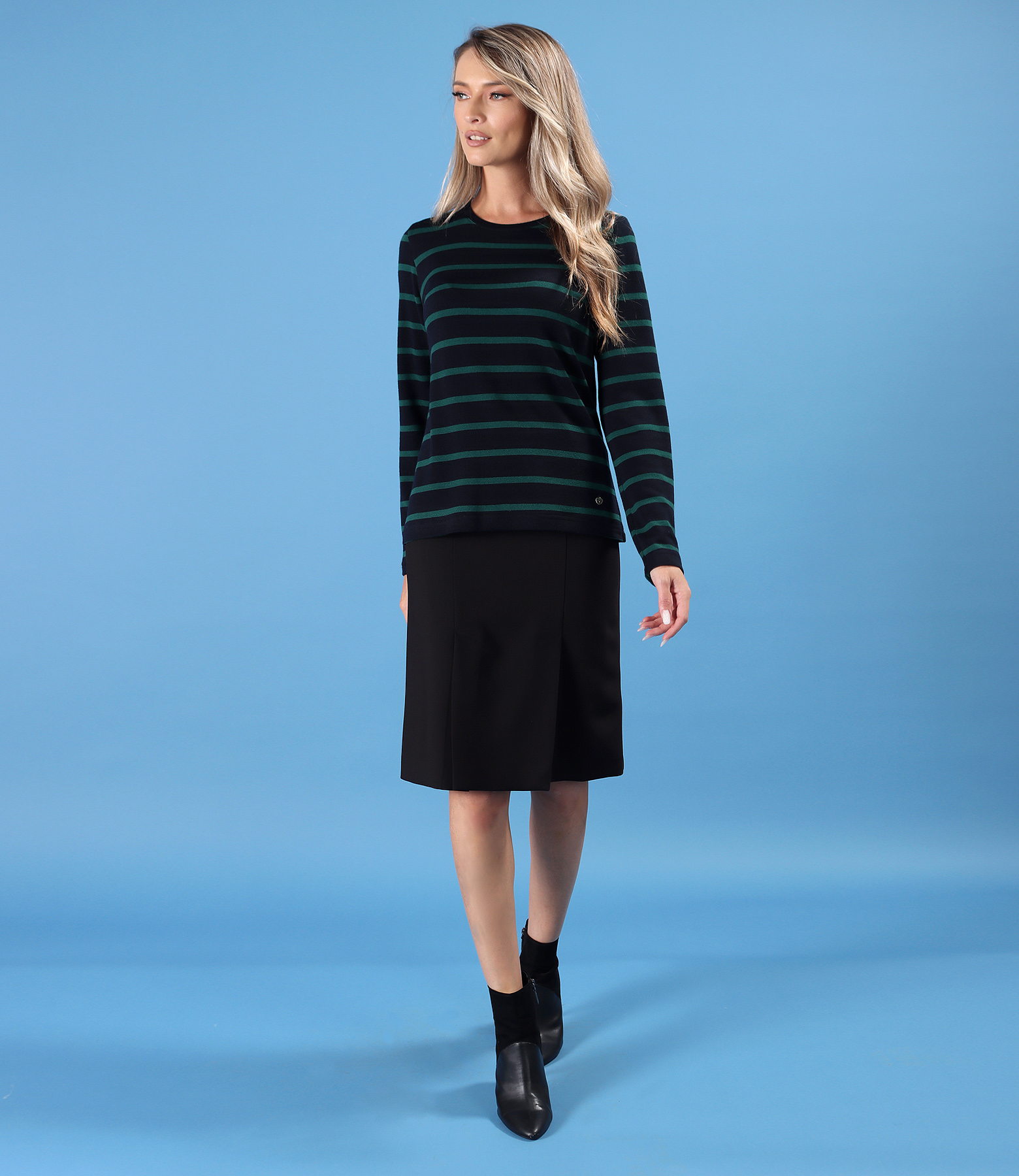 Bluza din jerse elastic gros cu lana imprimat cu dungi