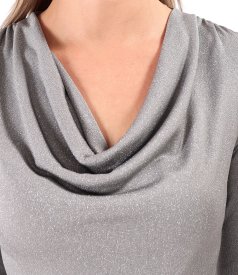 Bluza din jerse elastic cu fir metalic si cu decolteu in falduri