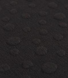 Bluza din jerse elastic gros cu buline tesute in relief