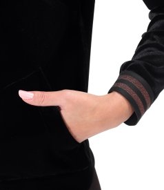 Bluza din catifea elastica neagra cu fermoar pe fata