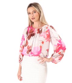Bluza cu falduri la decolteu din voal imprimat
