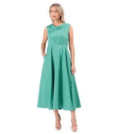 Rochie midi de cocktail din tafta usoara cu guler bie si trena la spate