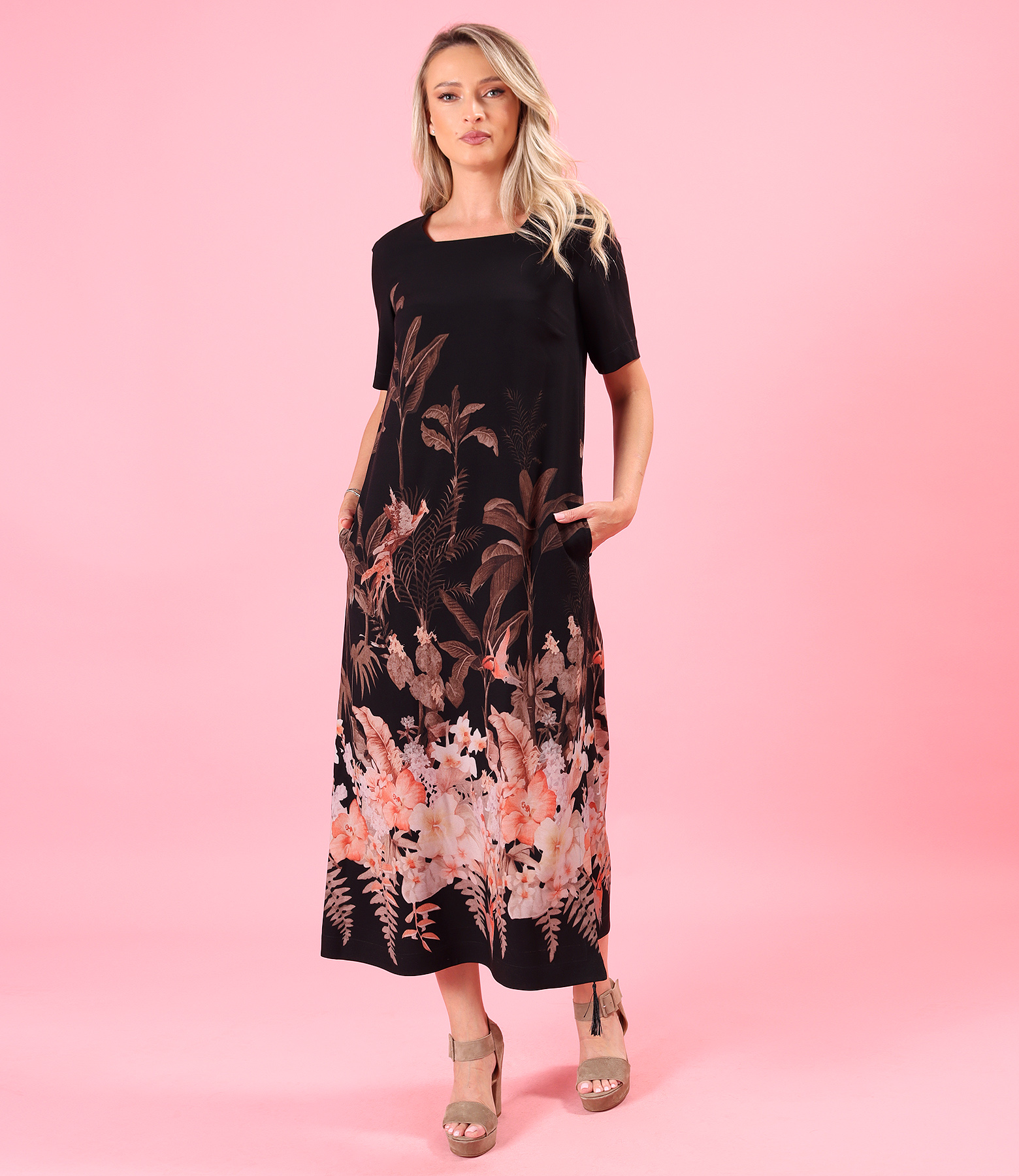Rochie lunga din viscoza cu imprimeu floral si slit lateral