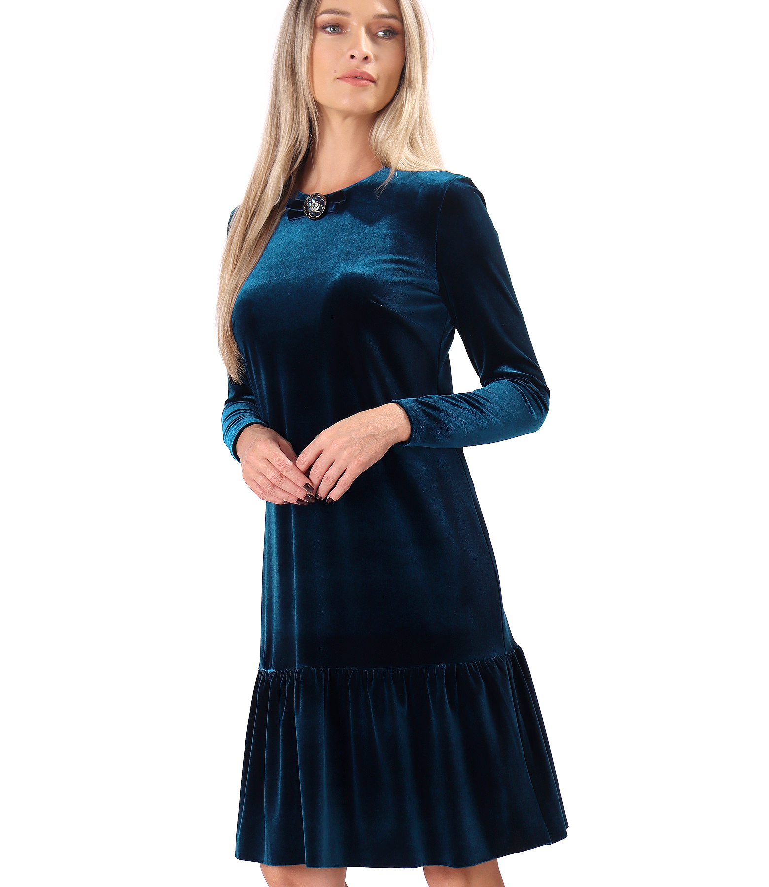 Rochie eleganta din catifea elastica cu volan si brosa la decolteu