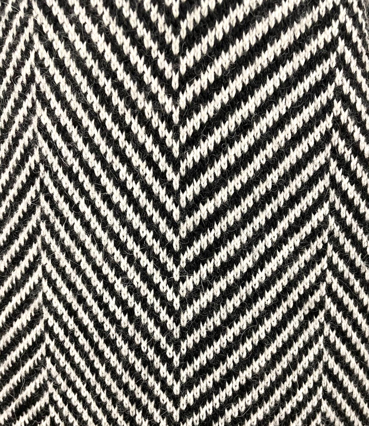 Cardigan lung tricotat cu lana si alpaca, cu model zigzag si cordon in talie